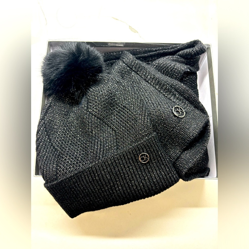 CALVIN KLEIN Black Hat Beanie and Scarf Set